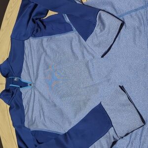 Champion 3/4 zip pull over active wear